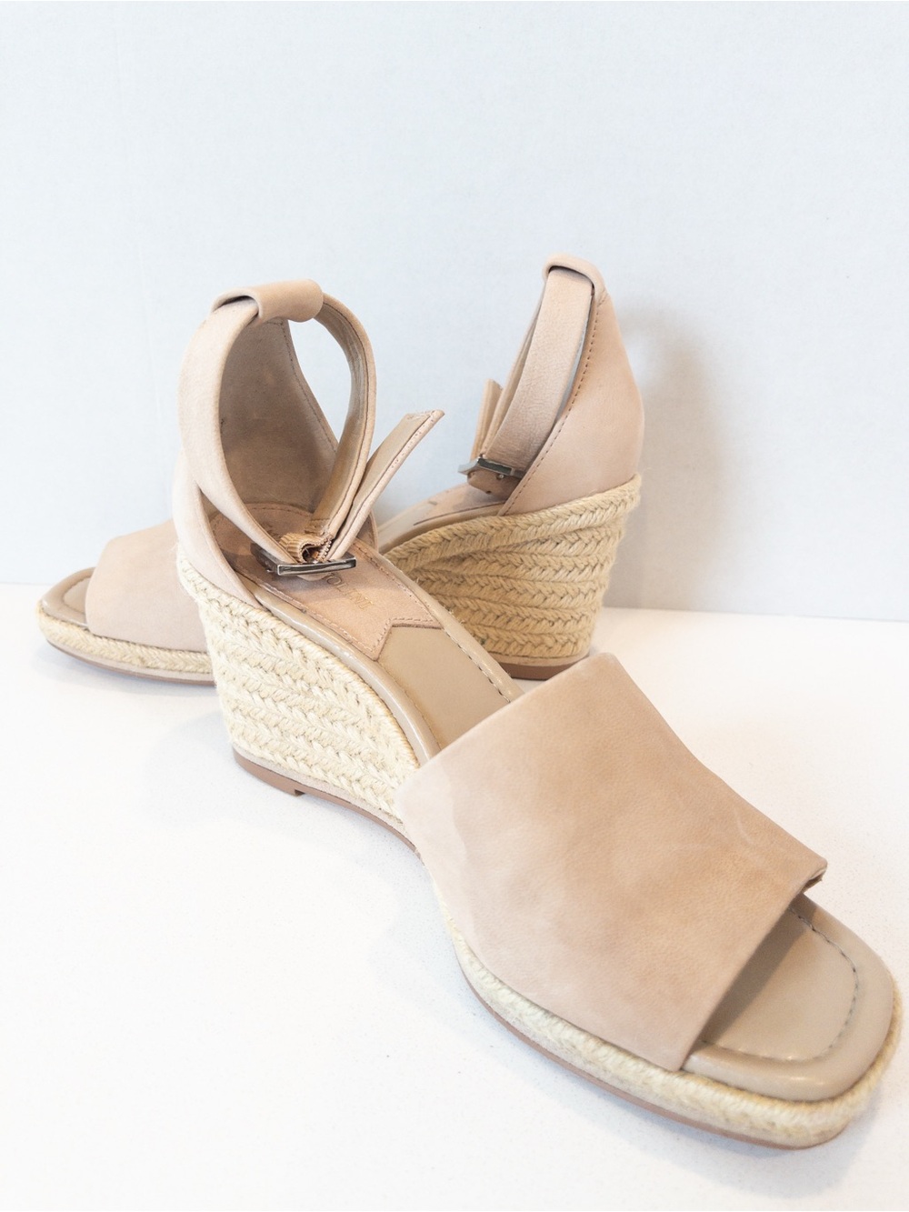 Women’s Beige Suede Espadrille Wedge Sandals Size 6 - Picture 8 of 8